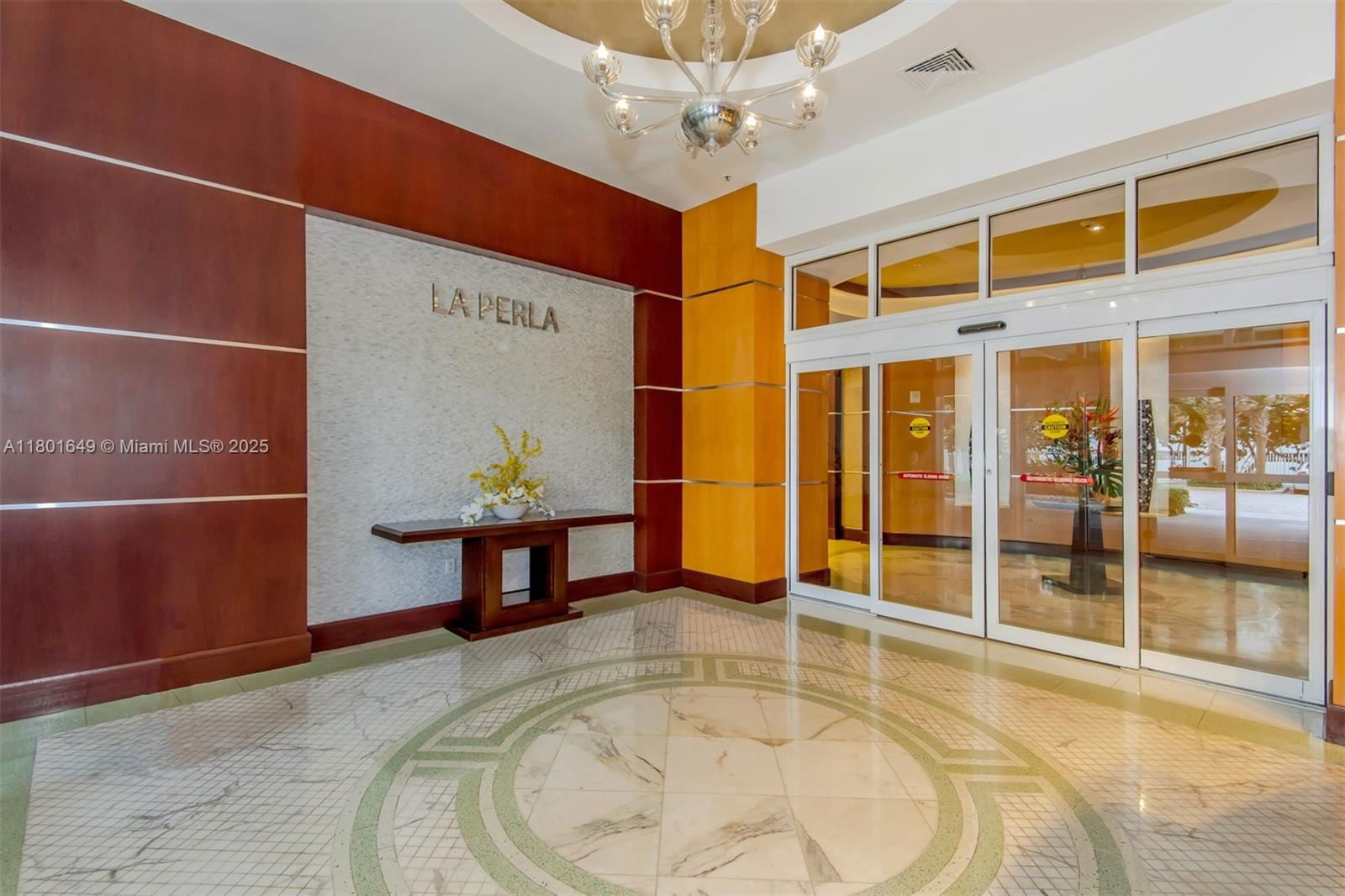 Real estate property located at 16699 Collins Ave #3401, Miami-dade, La Perla Condo, Sunny Isles Beach, FL