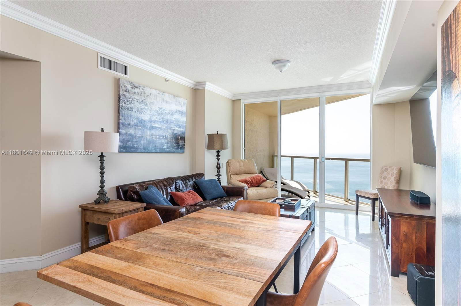 Real estate property located at 16699 Collins Ave #3401, Miami-dade, La Perla Condo, Sunny Isles Beach, FL