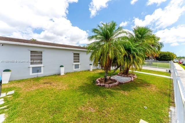 Real estate property located at 15433 308th St, Miami-dade, 21st Century Homes 4th Se, Homestead, FL