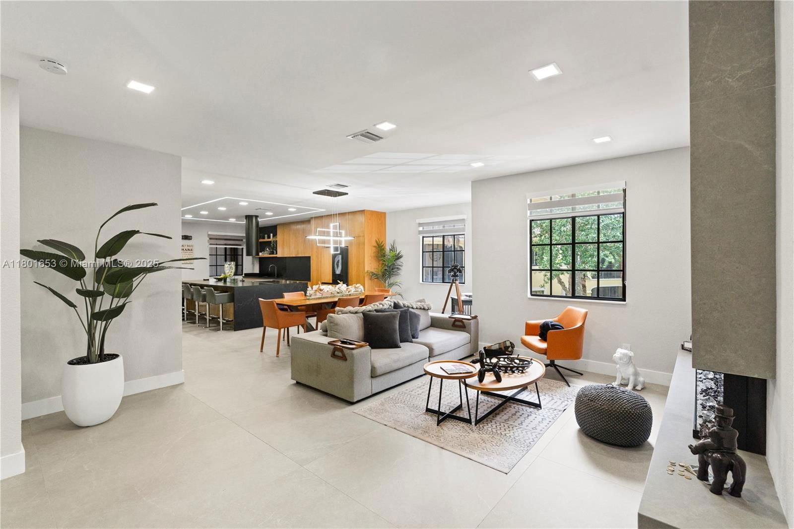 Real estate property located at 1504 Passion Vine Cir #23-4, Broward, Mariposa Pointe At Weston, Weston, FL