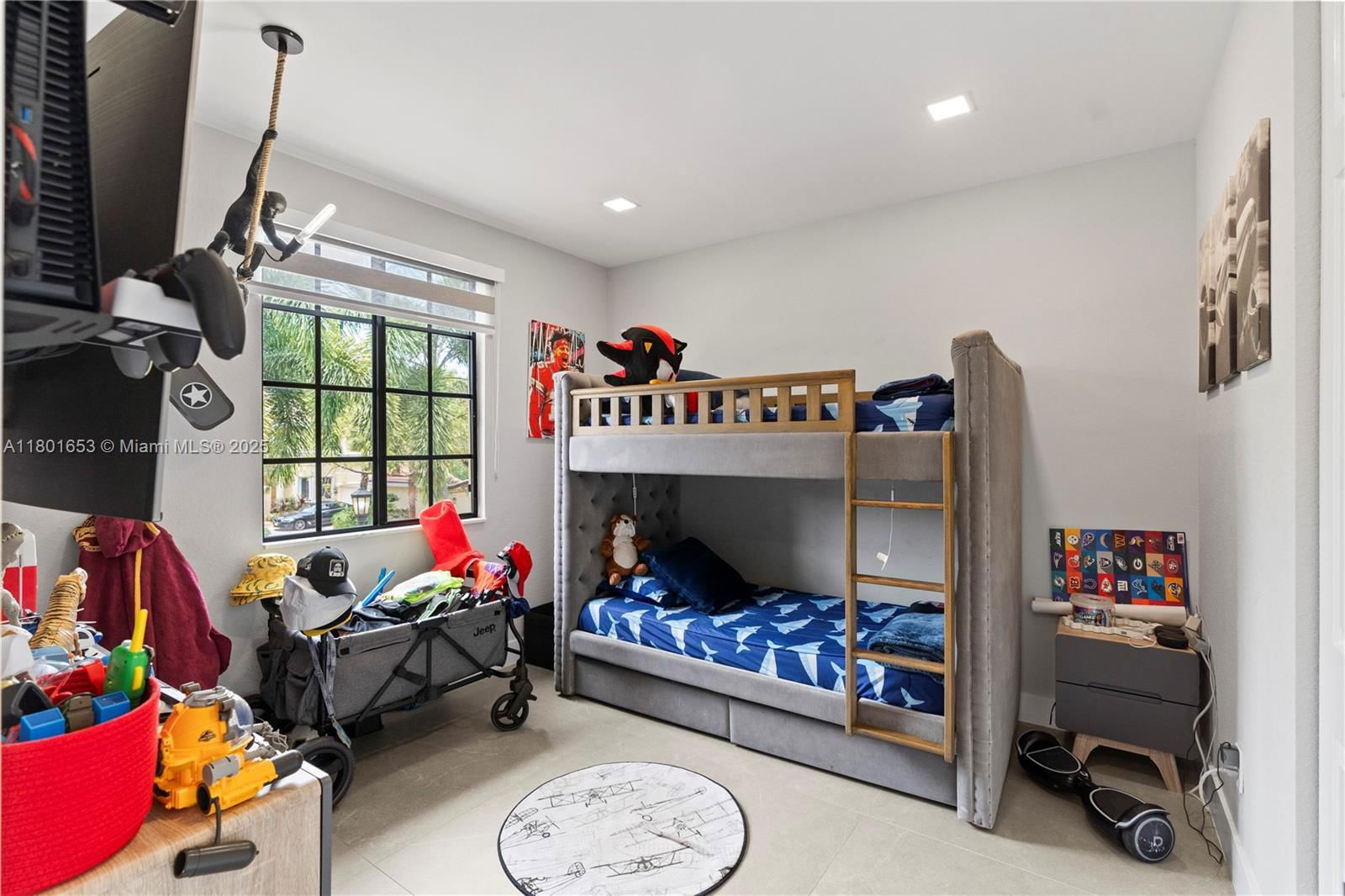 Real estate property located at 1504 Passion Vine Cir #23-4, Broward, Mariposa Pointe At Weston, Weston, FL