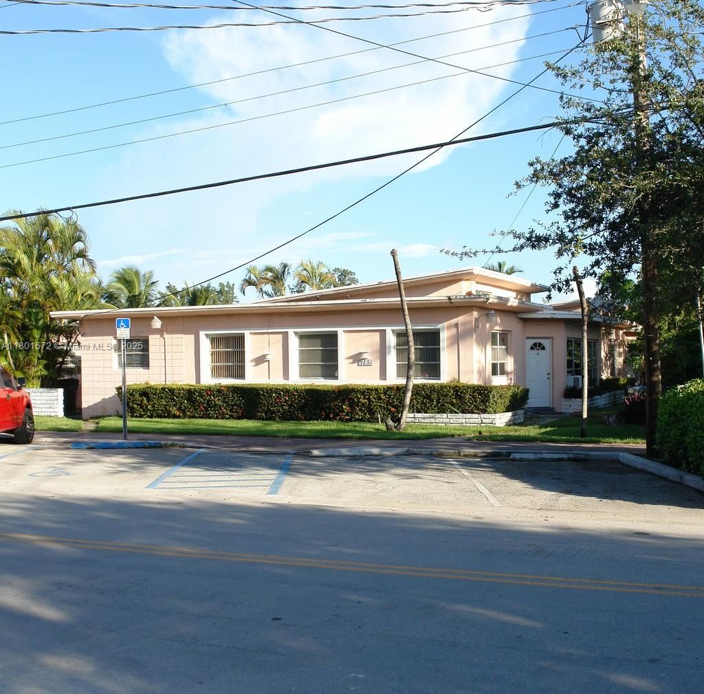 Real estate property located at 1795 Calais Dr #1, Miami-dade, 1785-1795 Condo Inc, Miami Beach, FL