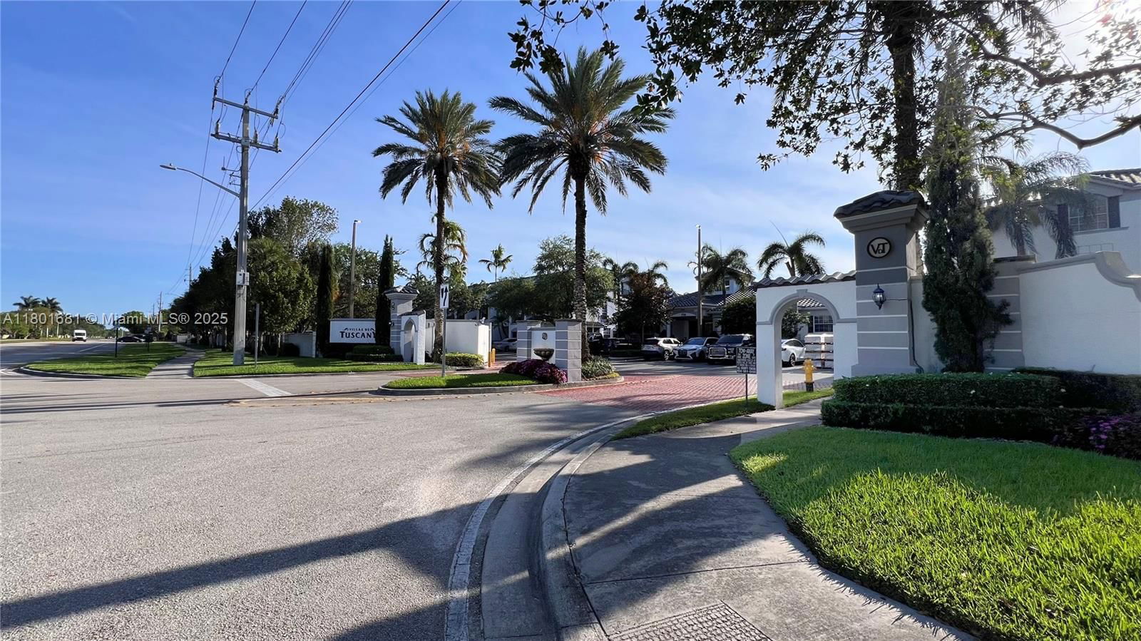 Real estate property located at 781 148 AV #1513, Broward, Villas De Tuscany Condo B, Sunrise, FL