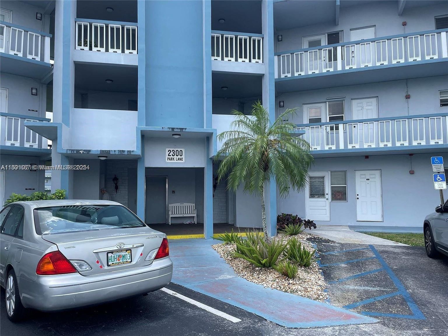 Real estate property located at 2300 Park Ln #314, Broward, Sheridan Lakes Condo Apts, Hollywood, FL
