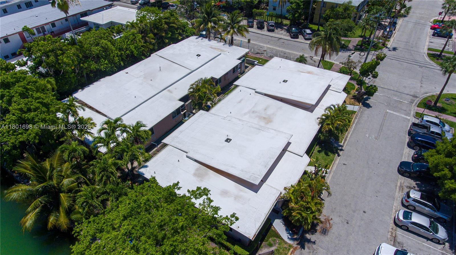 Real estate property located at 1795 Calais Dr #4, Miami-dade, 1785-1795 Condo Inc, Miami Beach, FL