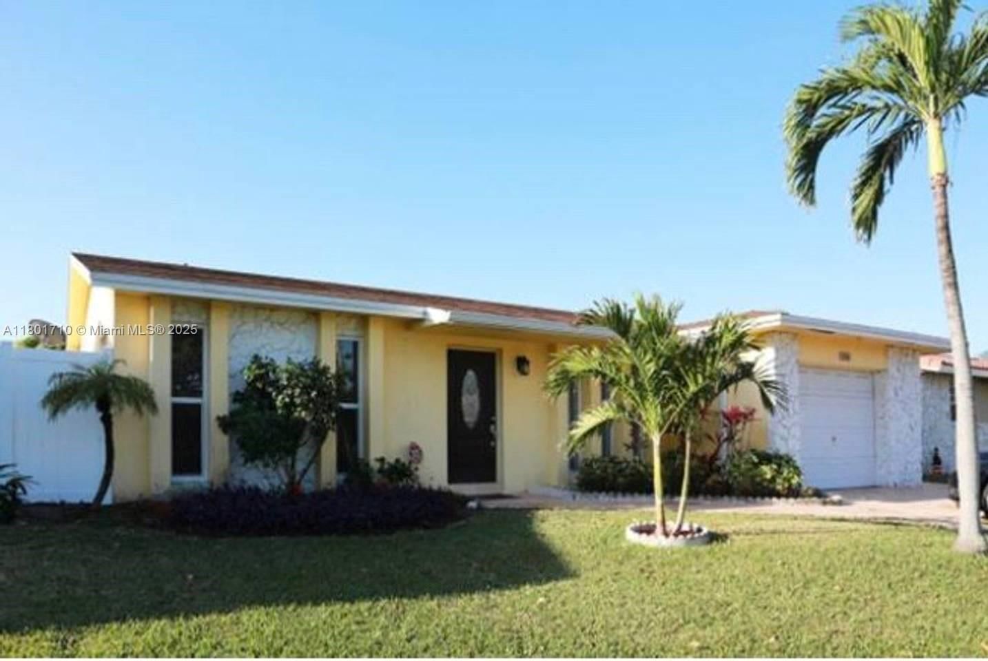 Real estate property located at 314 4th St, Broward, Hollywood Center Amen Pla, Dania Beach, FL