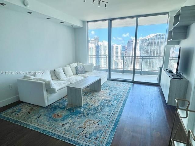 Real estate property located at 90 3rd St #4001, Miami-dade, Ivy Condo, Miami, FL