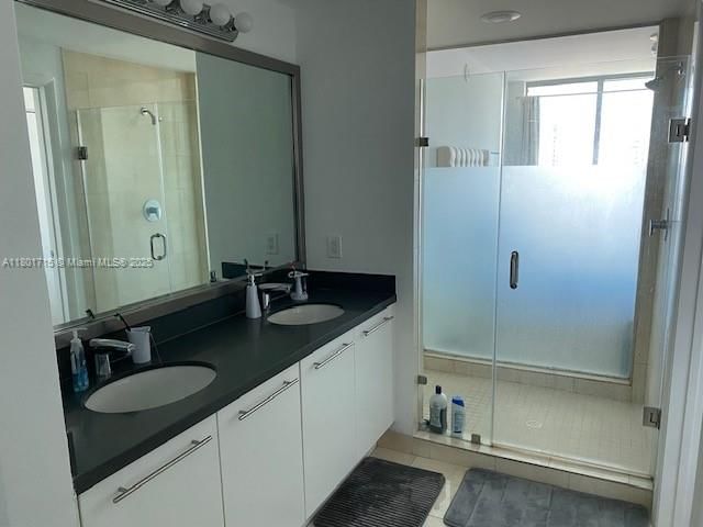 Real estate property located at 90 3rd St #4001, Miami-dade, Ivy Condo, Miami, FL