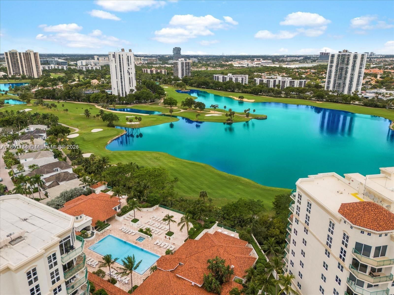 Real estate property located at 20000 Country Club Dr #606, Miami-dade, Turnberry Vlg No Tower Co, Aventura, FL