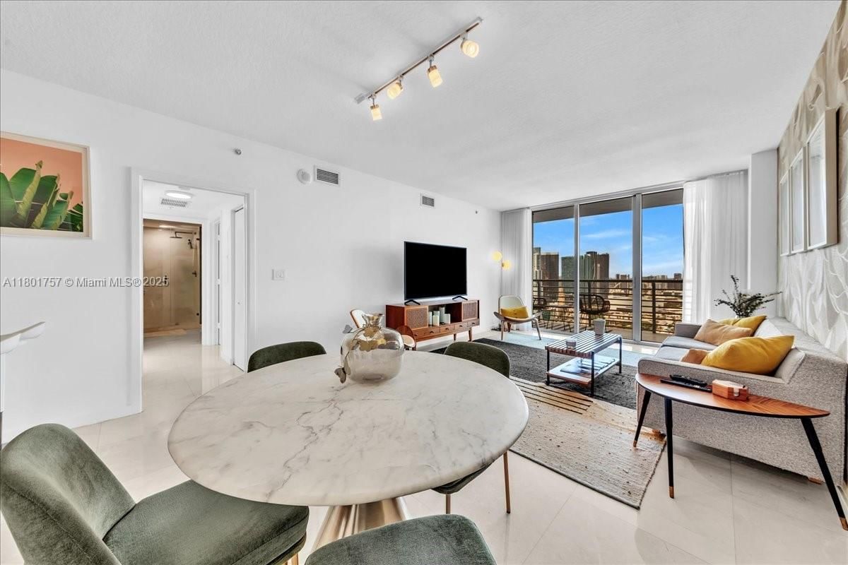 Real estate property located at 335 Biscayne Blvd #4000, Miami-dade, One Miami East Condo, Miami, FL