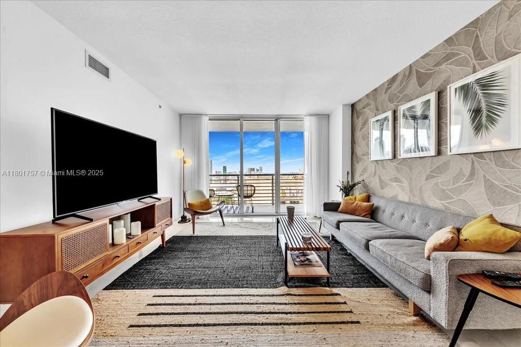 Real estate property located at 335 Biscayne Blvd #4000, Miami-dade, One Miami East Condo, Miami, FL