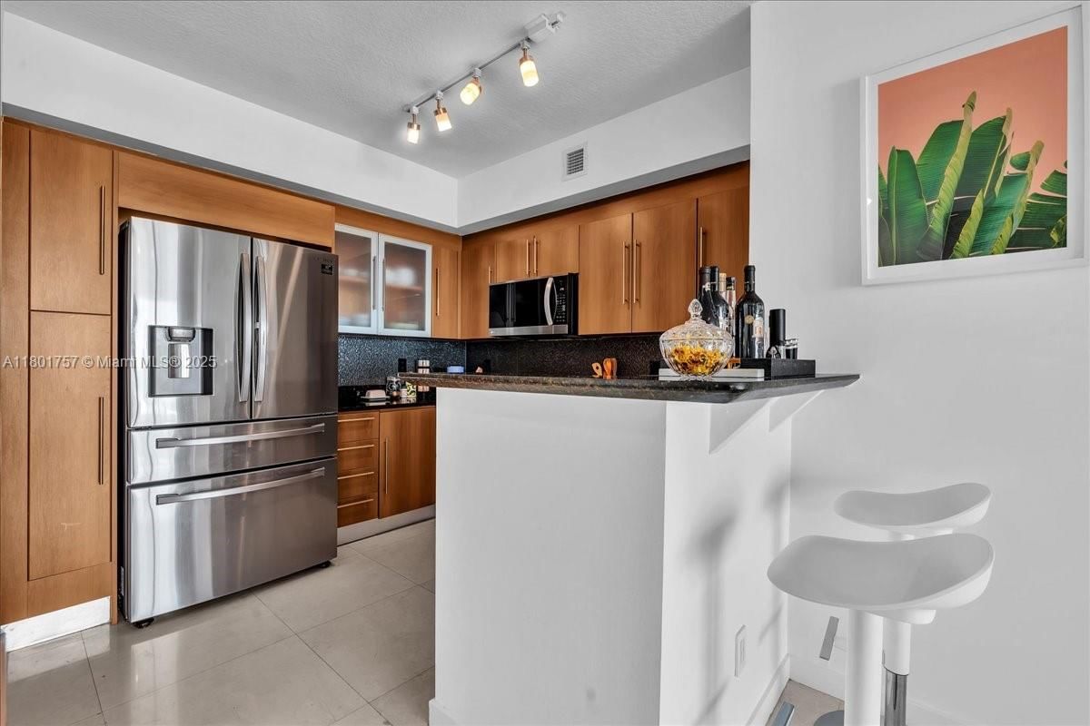 Real estate property located at 335 Biscayne Blvd #4000, Miami-dade, One Miami East Condo, Miami, FL