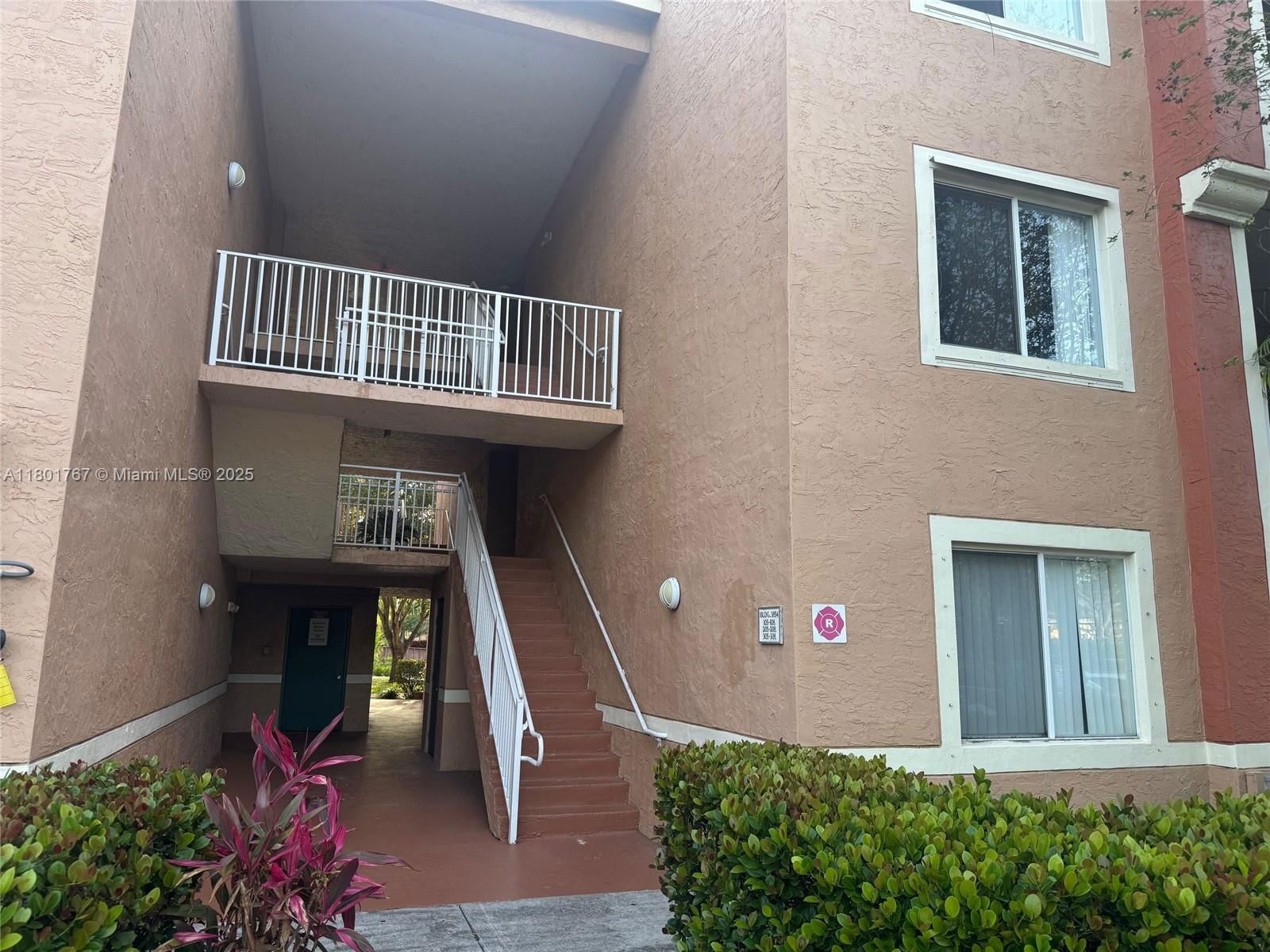 Real estate property located at 3854 Lyons Rd #207-5, Broward, Riviera Palms Condo, Coconut Creek, FL