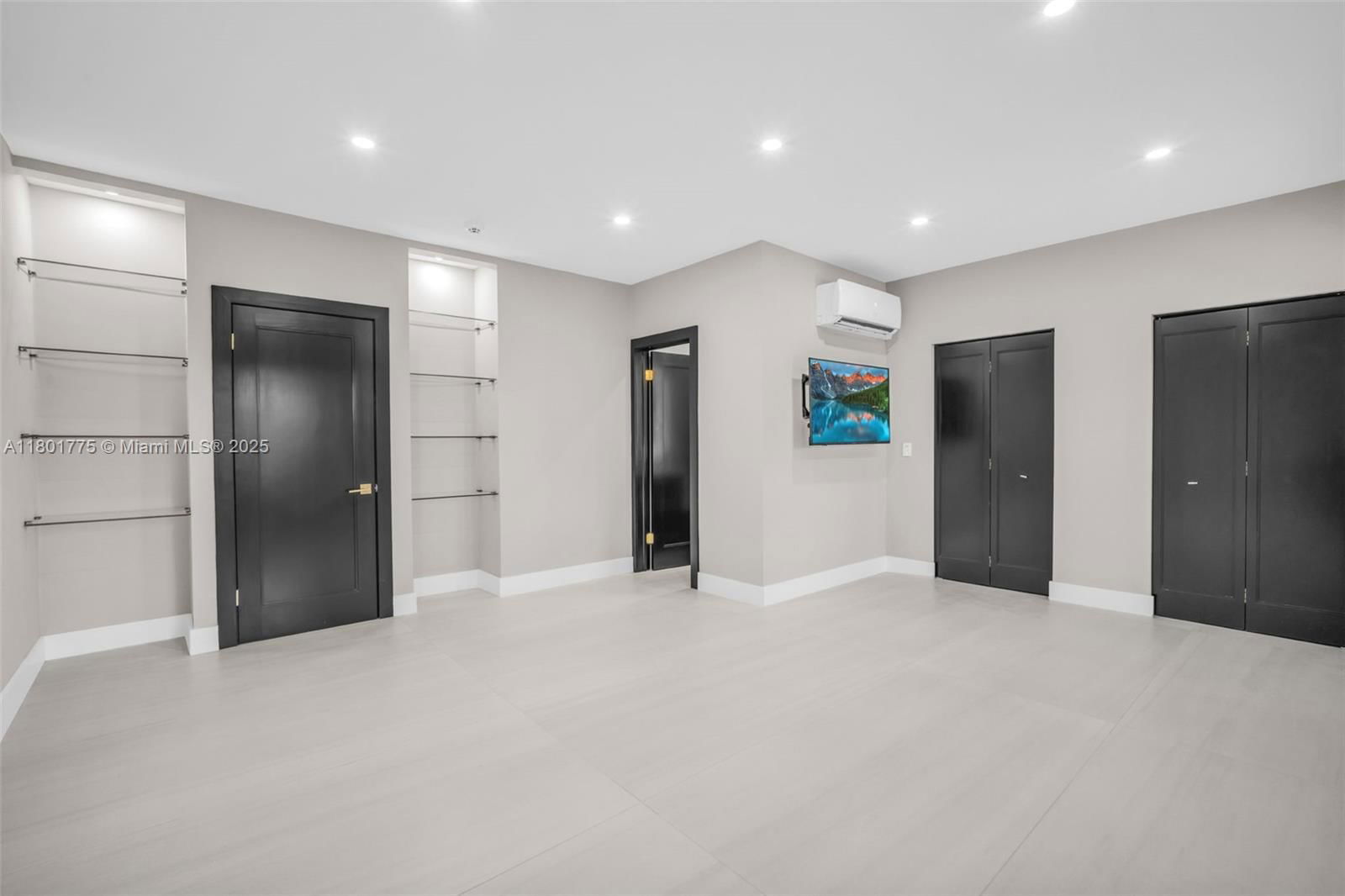 Real estate property located at 4430 Casper Ct, Broward, Hollywood Hills North Sec, Hollywood, FL