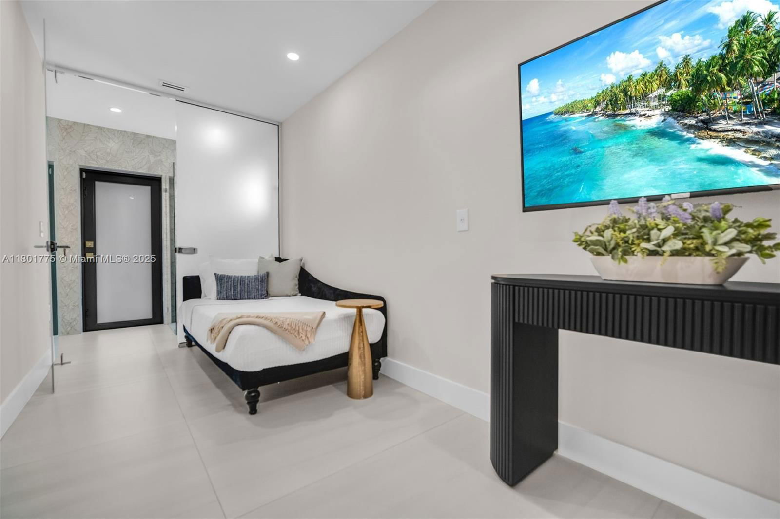 Real estate property located at 4430 Casper Ct, Broward, Hollywood Hills North Sec, Hollywood, FL