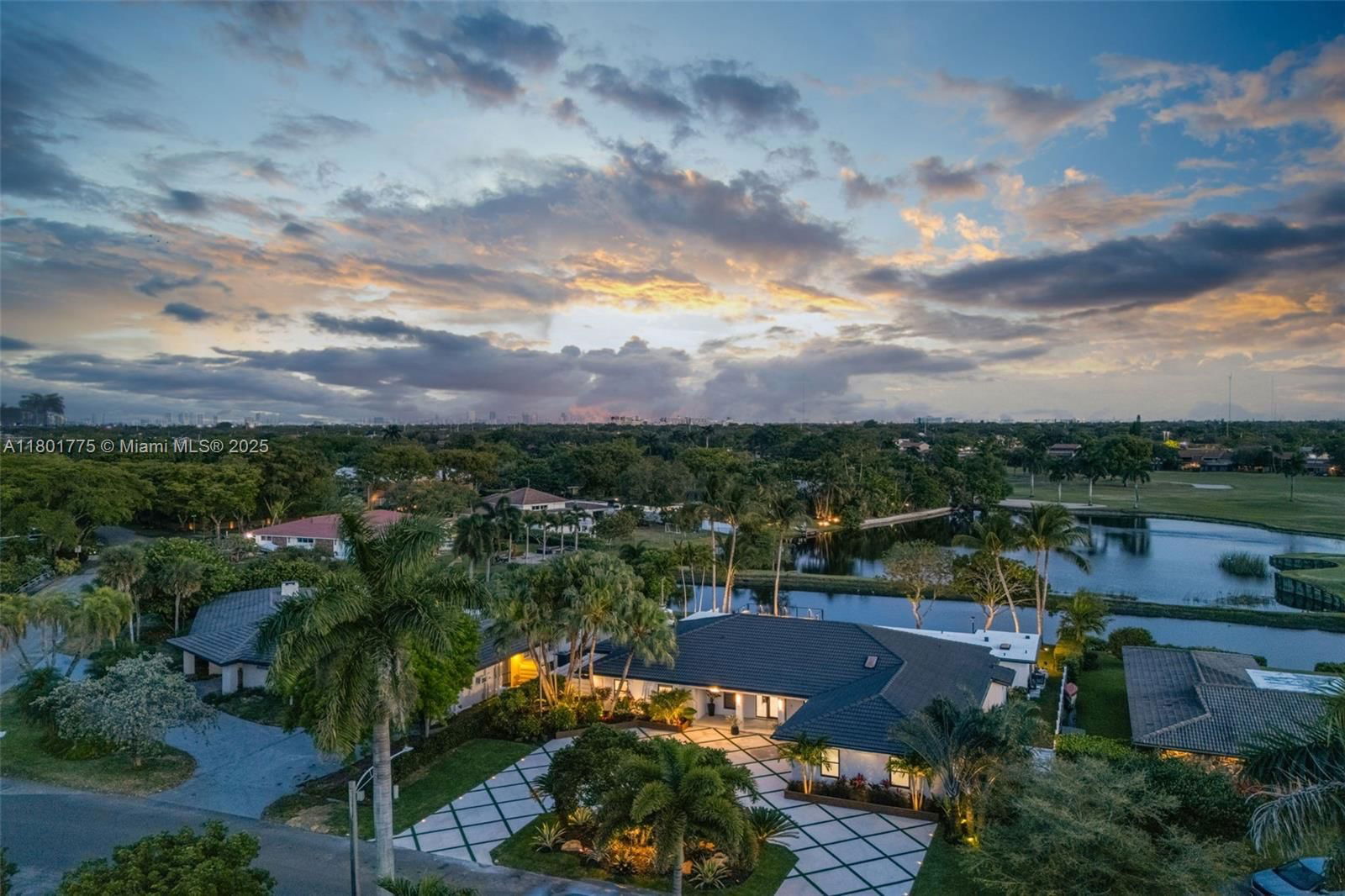 Real estate property located at 4430 Casper Ct, Broward, Hollywood Hills North Sec, Hollywood, FL
