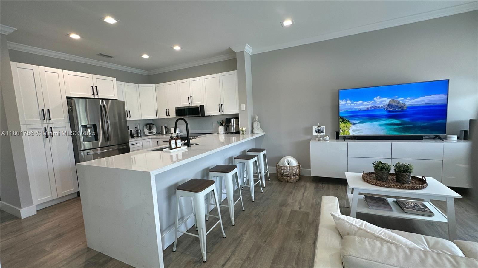 Real estate property located at 1192 Chinaberry Dr, Broward, Sector 2-parcels 1 2 3 4, Weston, FL