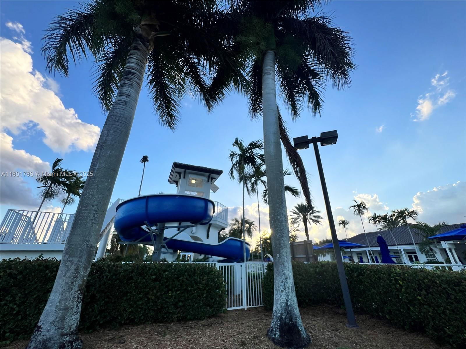 Real estate property located at 1192 Chinaberry Dr, Broward, Sector 2-parcels 1 2 3 4, Weston, FL