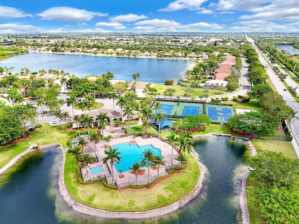 Real estate property located at 1550 194th Ave, Broward, Vulcan Materials Company, Pembroke Pines, FL