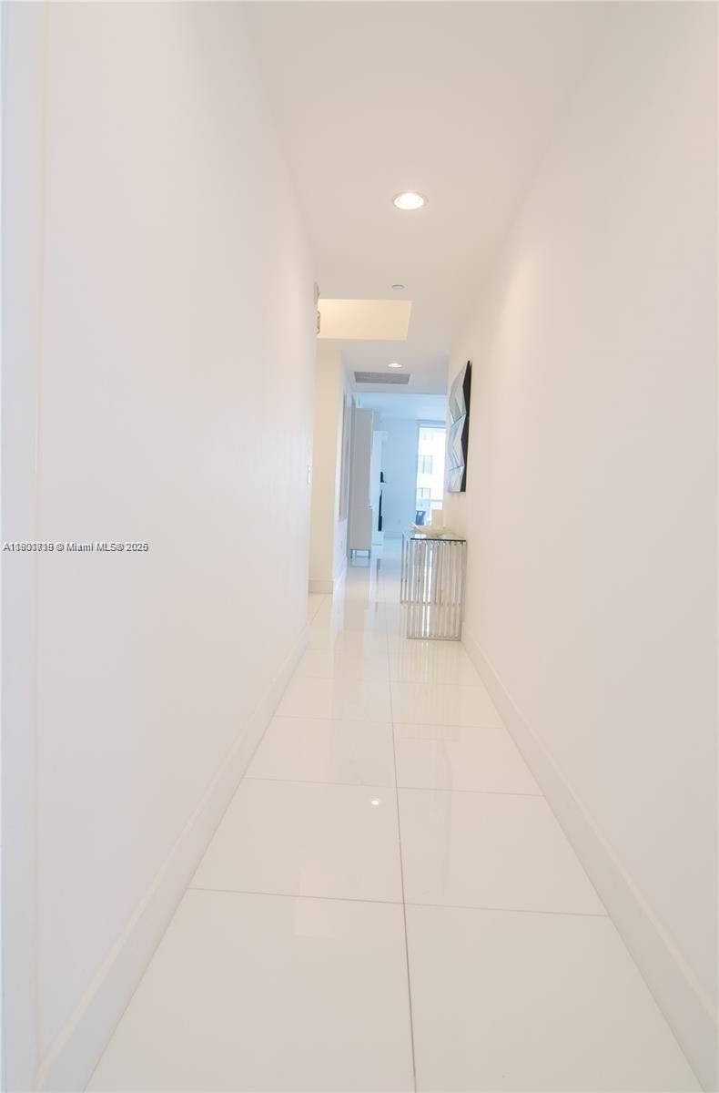 Real estate property located at 15811 Collins Ave #2602, Miami-dade, Tdr Tower Iii Condo, Sunny Isles Beach, FL