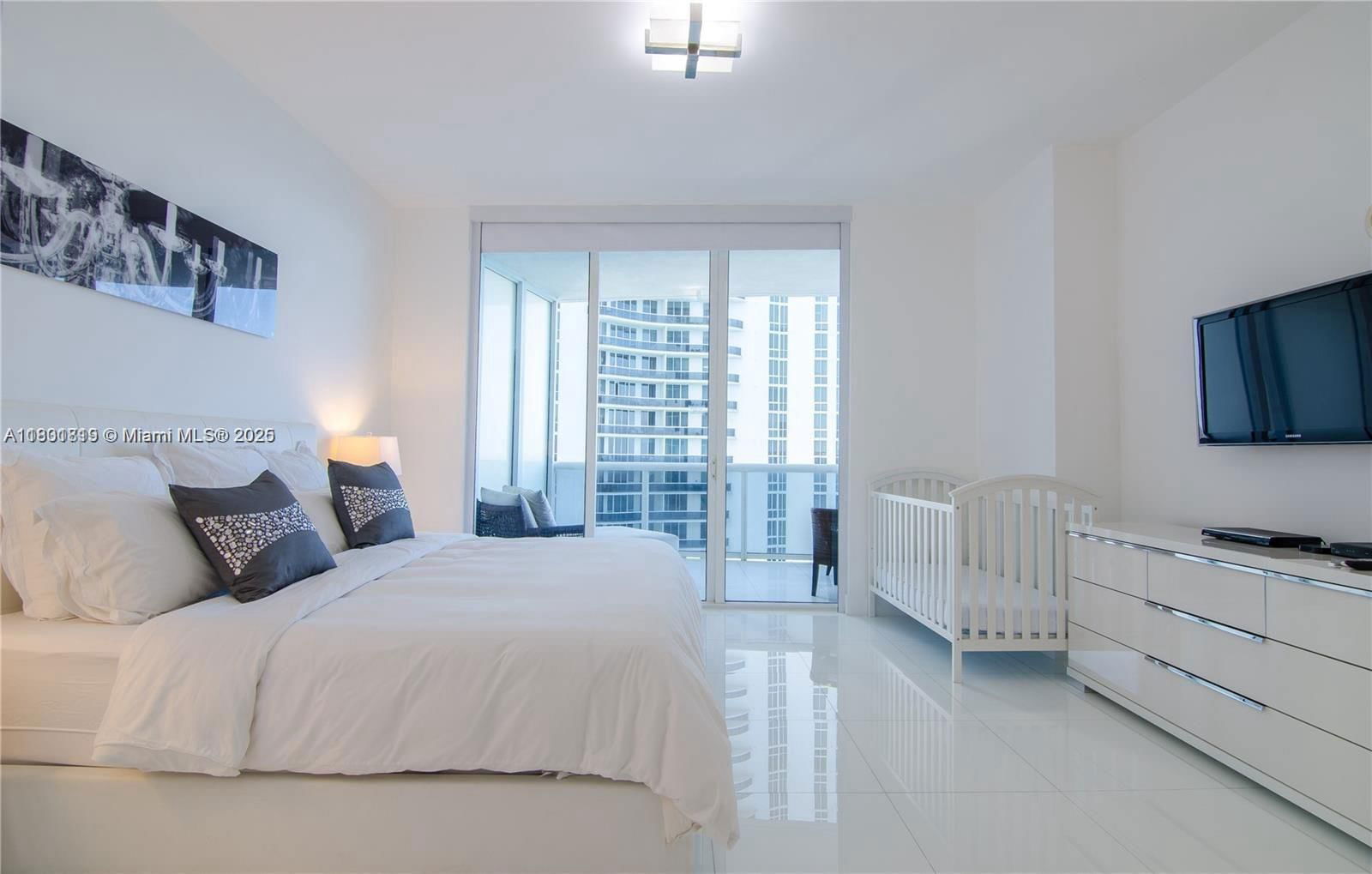 Real estate property located at 15811 Collins Ave #2602, Miami-dade, Tdr Tower Iii Condo, Sunny Isles Beach, FL