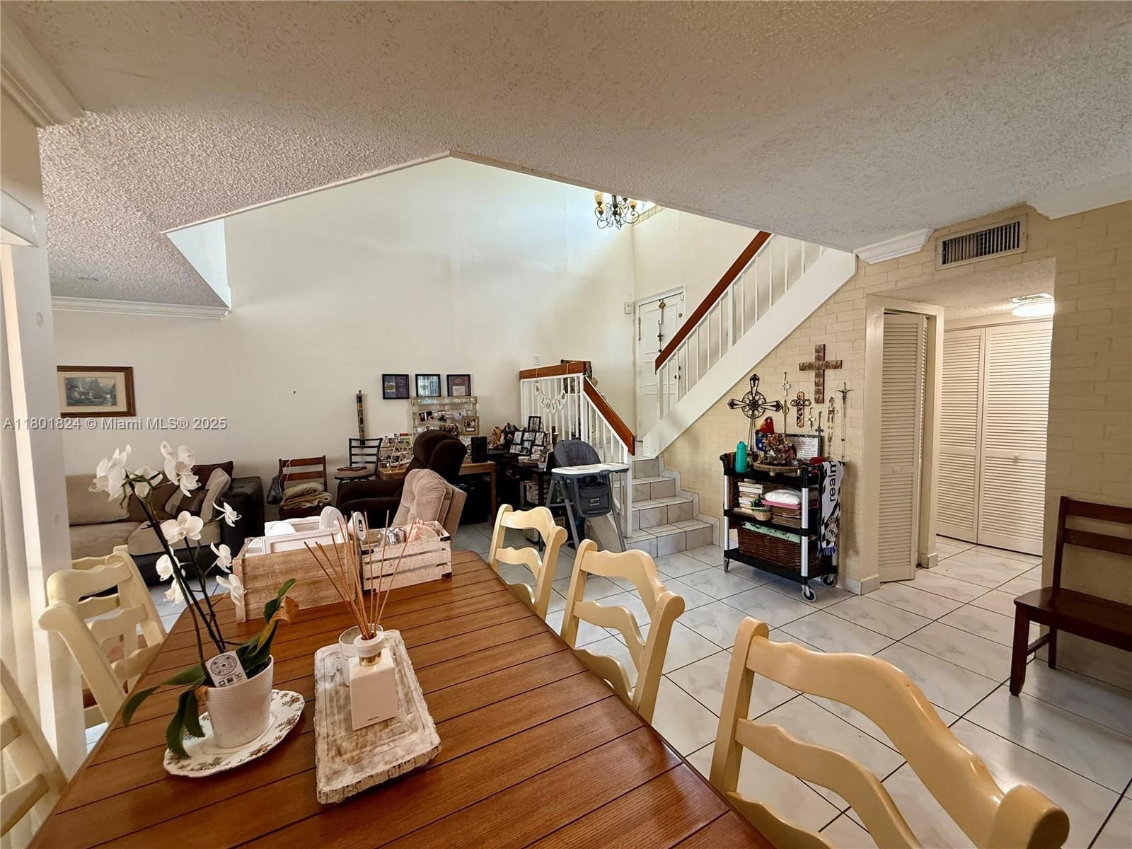Real estate property located at 1461 124th Ct A-13, Miami-dade, Villa Venezia Condo Ph X, Miami, FL