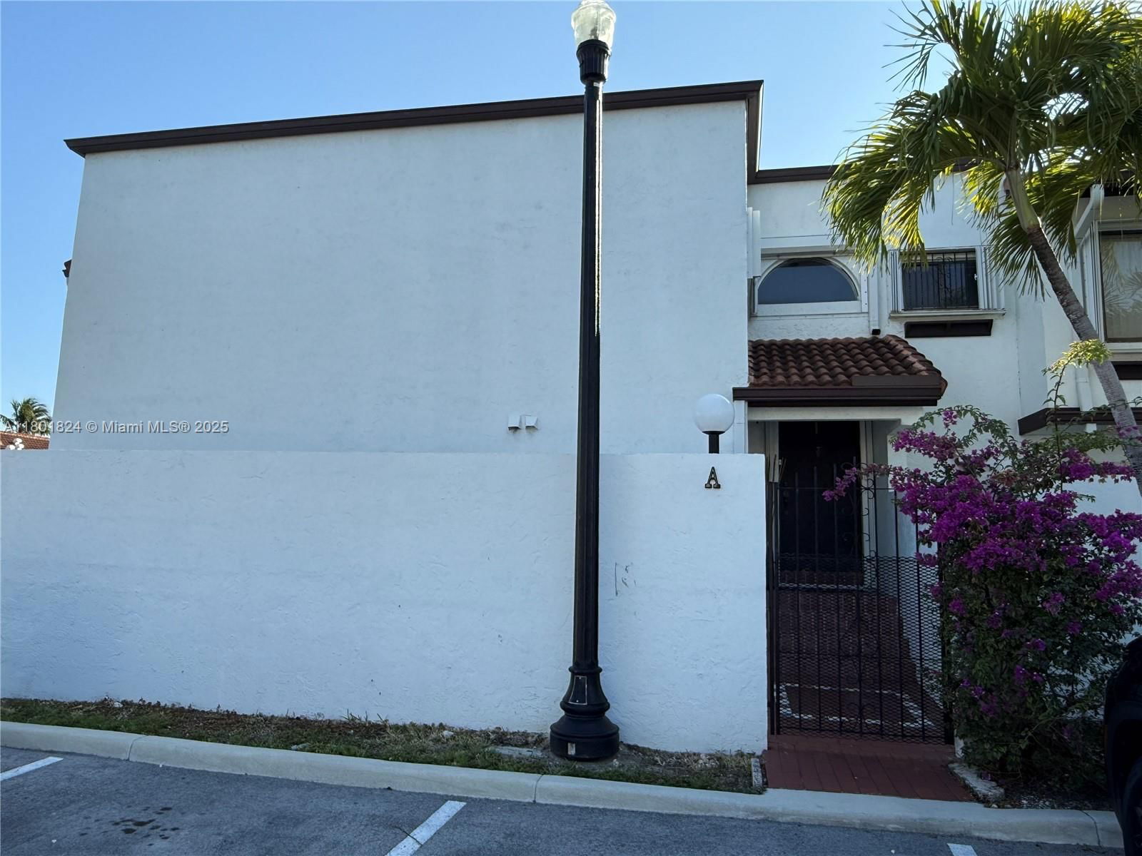 Real estate property located at 1461 124th Ct A-13, Miami-dade, Villa Venezia Condo Ph X, Miami, FL