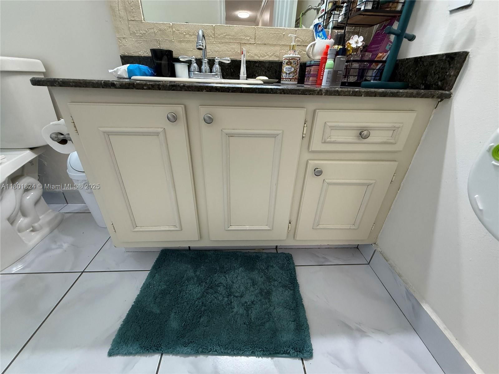 Real estate property located at 1461 124th Ct A-13, Miami-dade, Villa Venezia Condo Ph X, Miami, FL