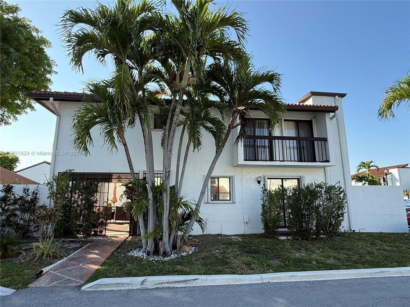 Real estate property located at 1461 124th Ct A-13, Miami-dade, Villa Venezia Condo Ph X, Miami, FL
