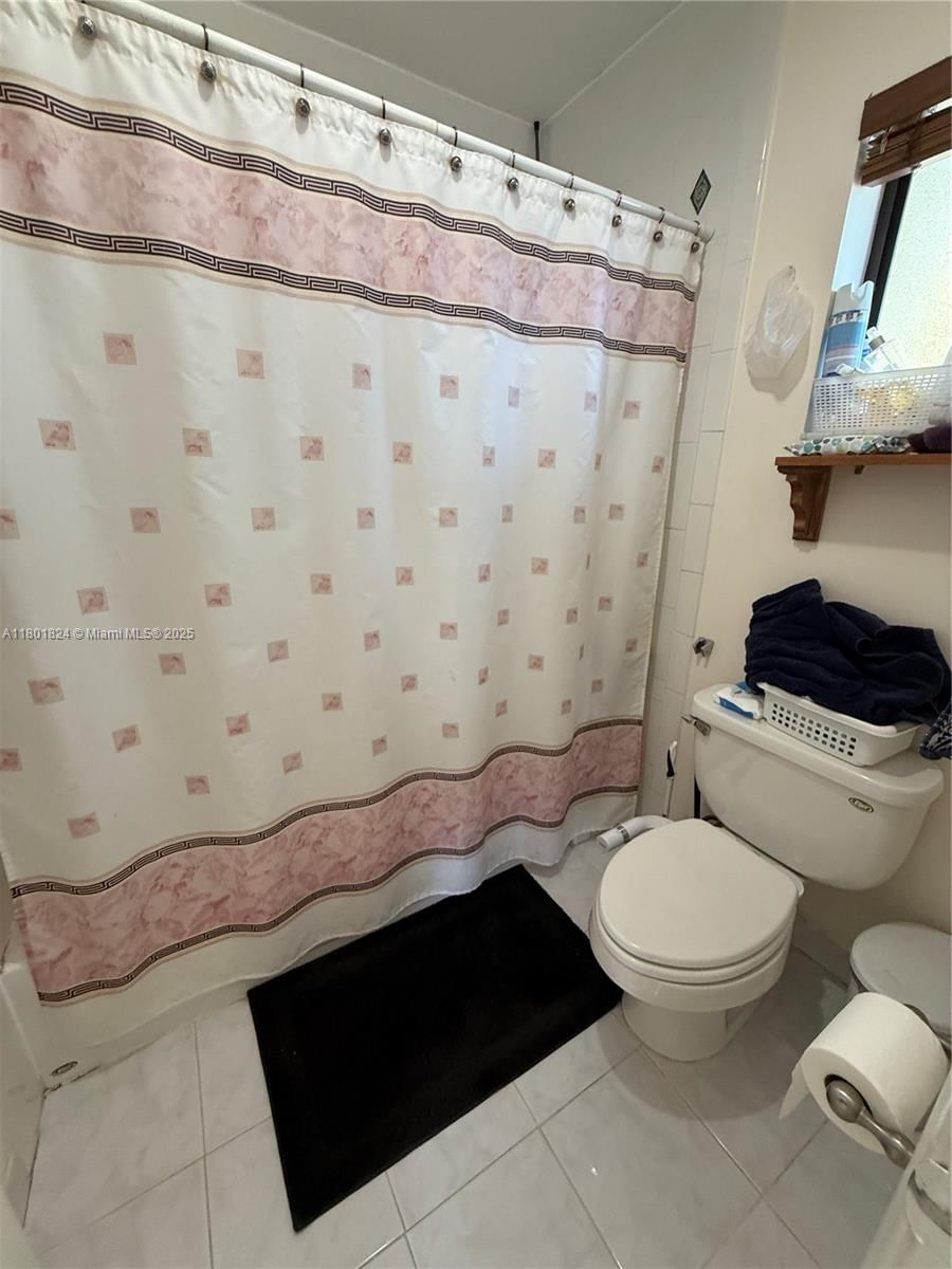 Real estate property located at 1461 124th Ct A-13, Miami-dade, Villa Venezia Condo Ph X, Miami, FL