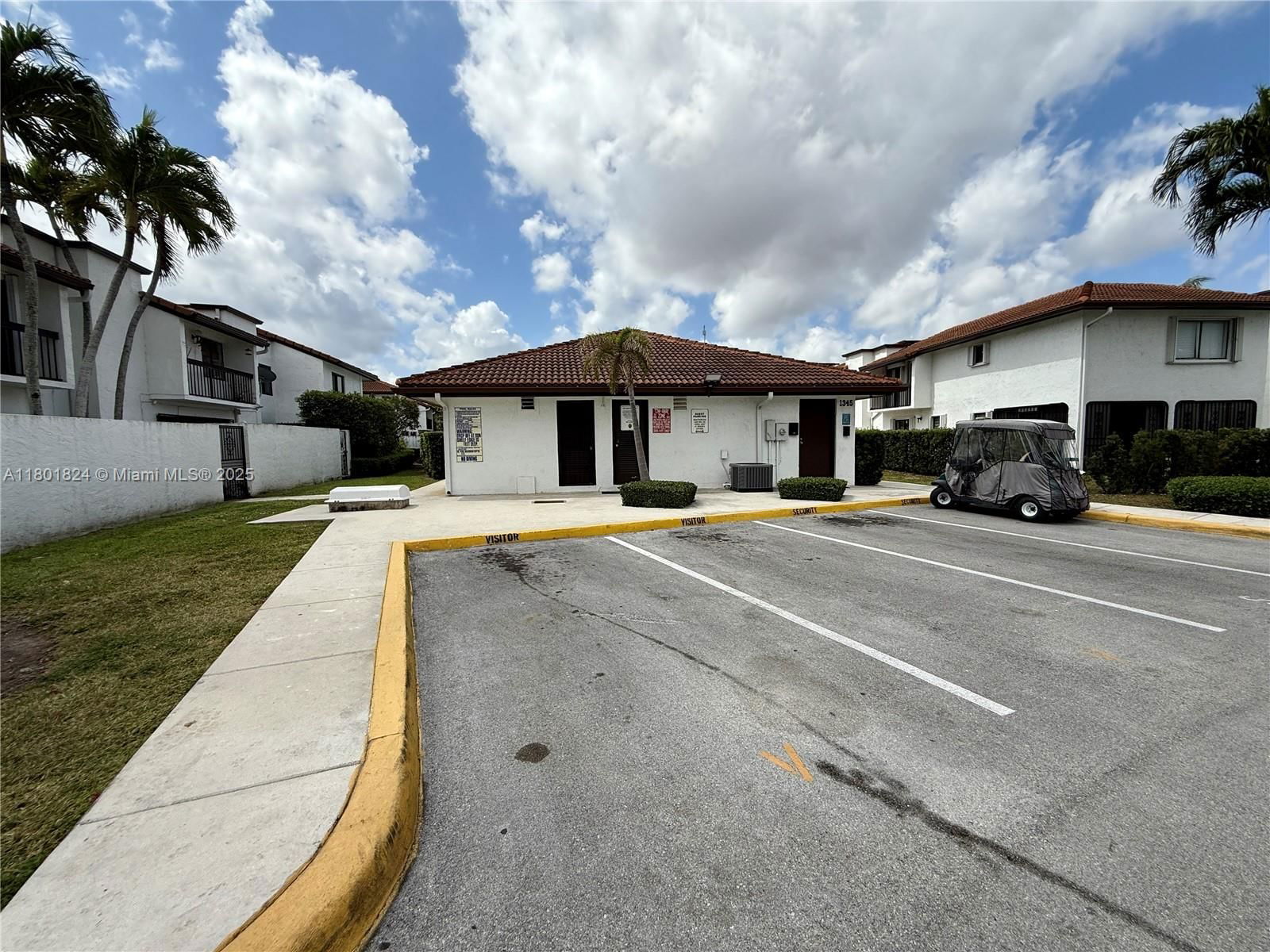 Real estate property located at 1461 124th Ct A-13, Miami-dade, Villa Venezia Condo Ph X, Miami, FL