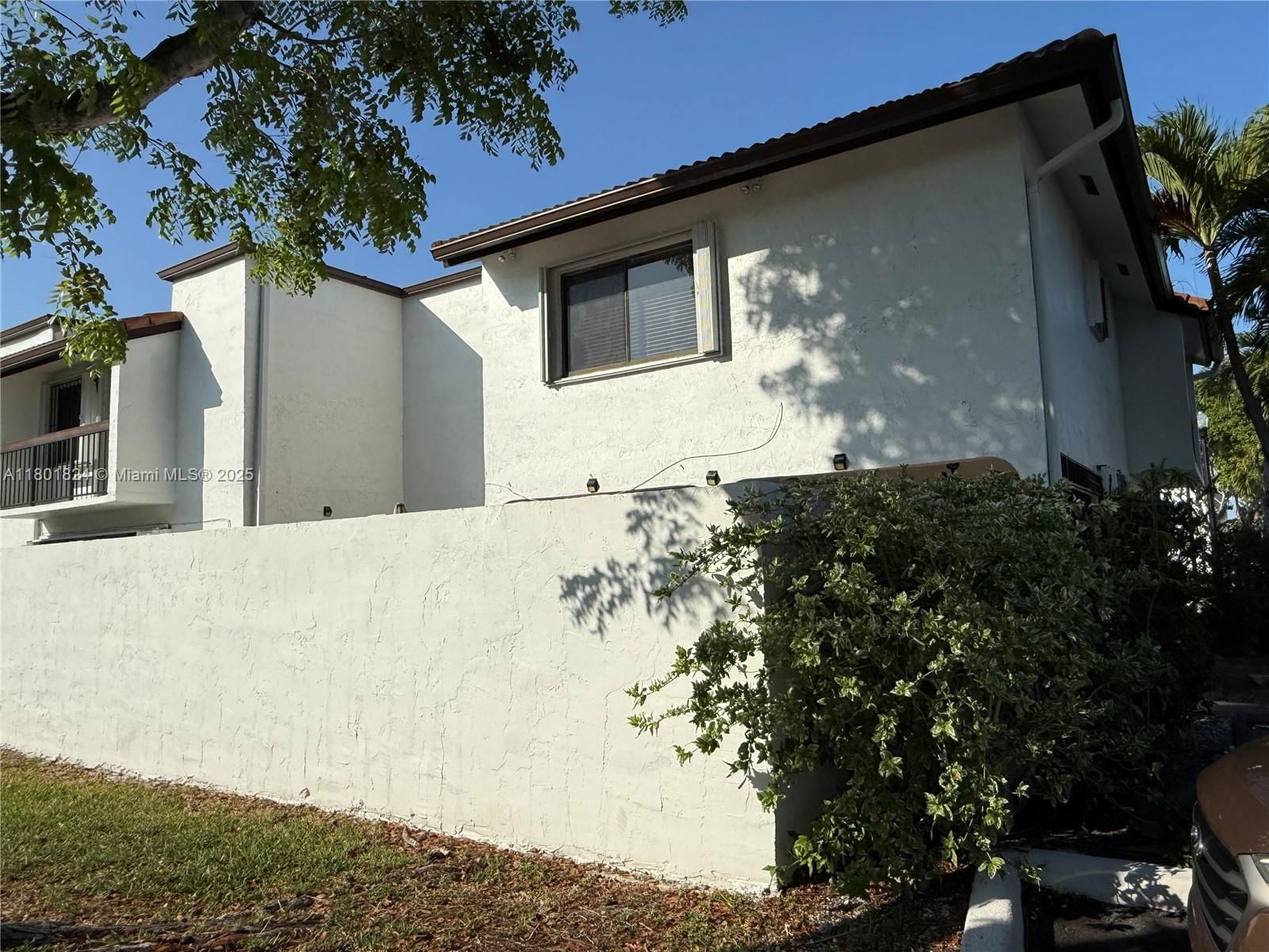 Real estate property located at 1461 124th Ct A-13, Miami-dade, Villa Venezia Condo Ph X, Miami, FL