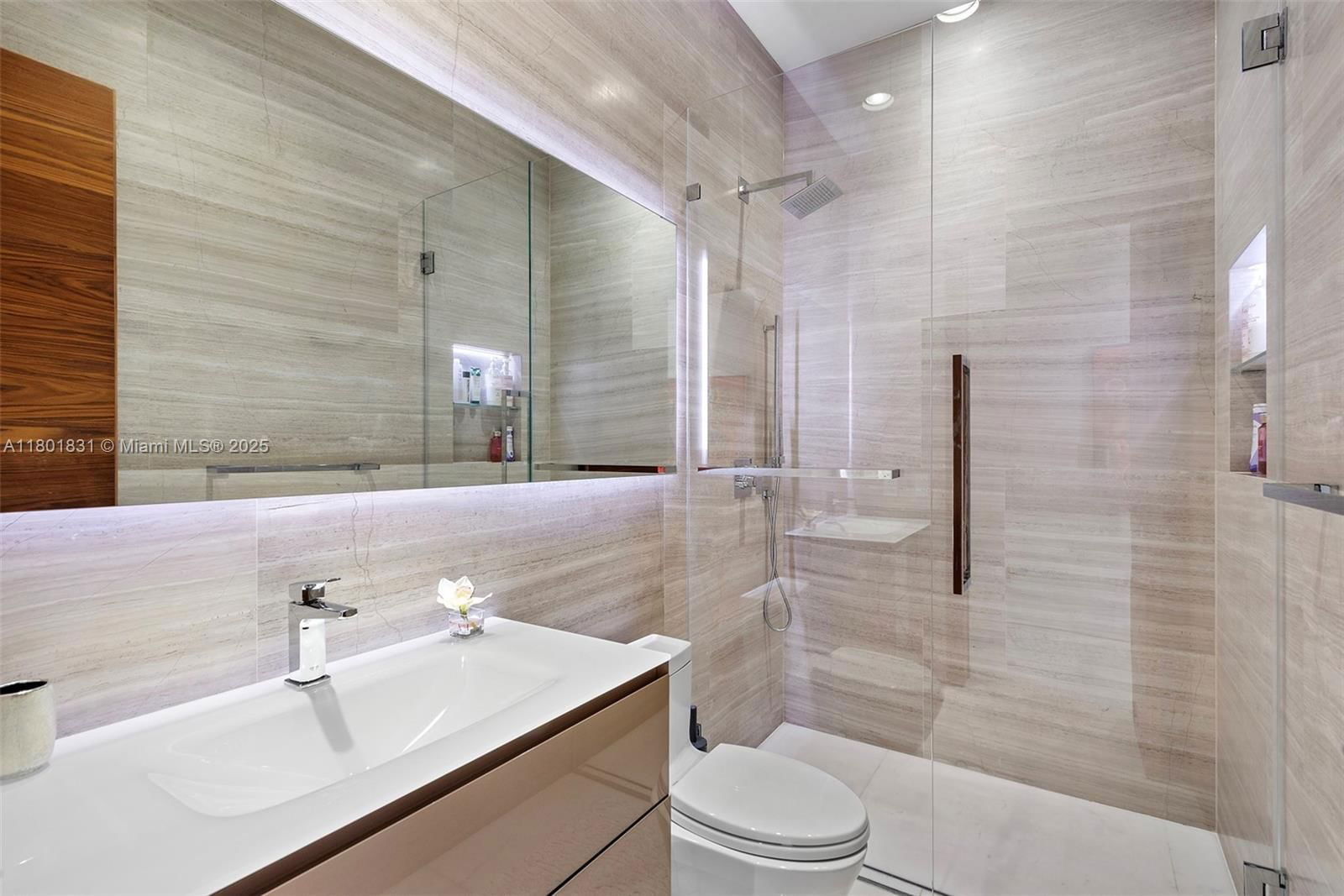 Real estate property located at 1825 Cleveland Rd, Miami-dade, Biscayne Point, Miami Beach, FL