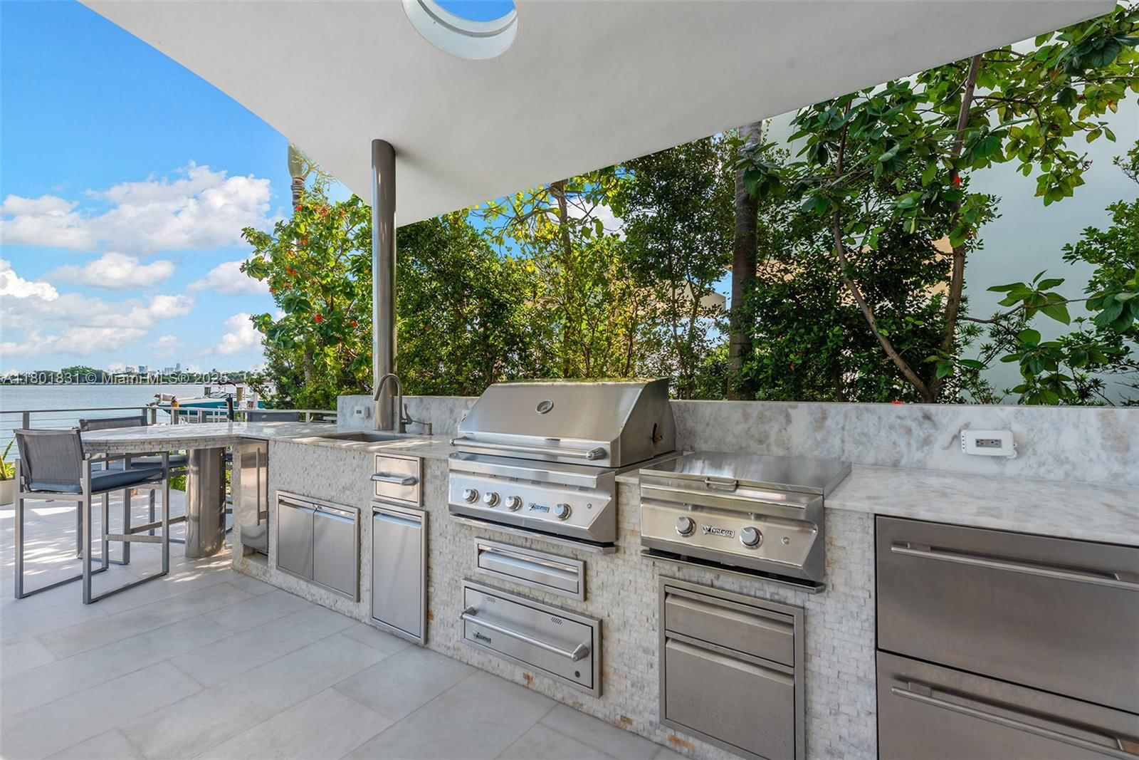 Real estate property located at 1825 Cleveland Rd, Miami-dade, Biscayne Point, Miami Beach, FL