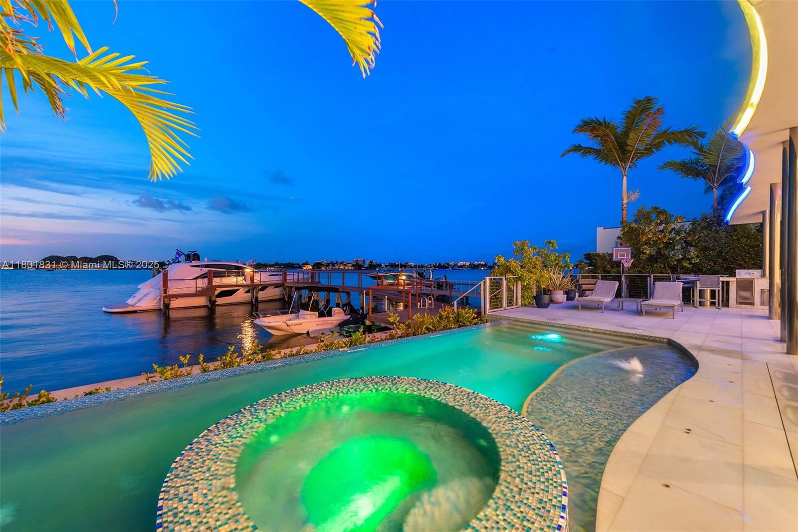 Real estate property located at 1825 Cleveland Rd, Miami-dade, Biscayne Point, Miami Beach, FL