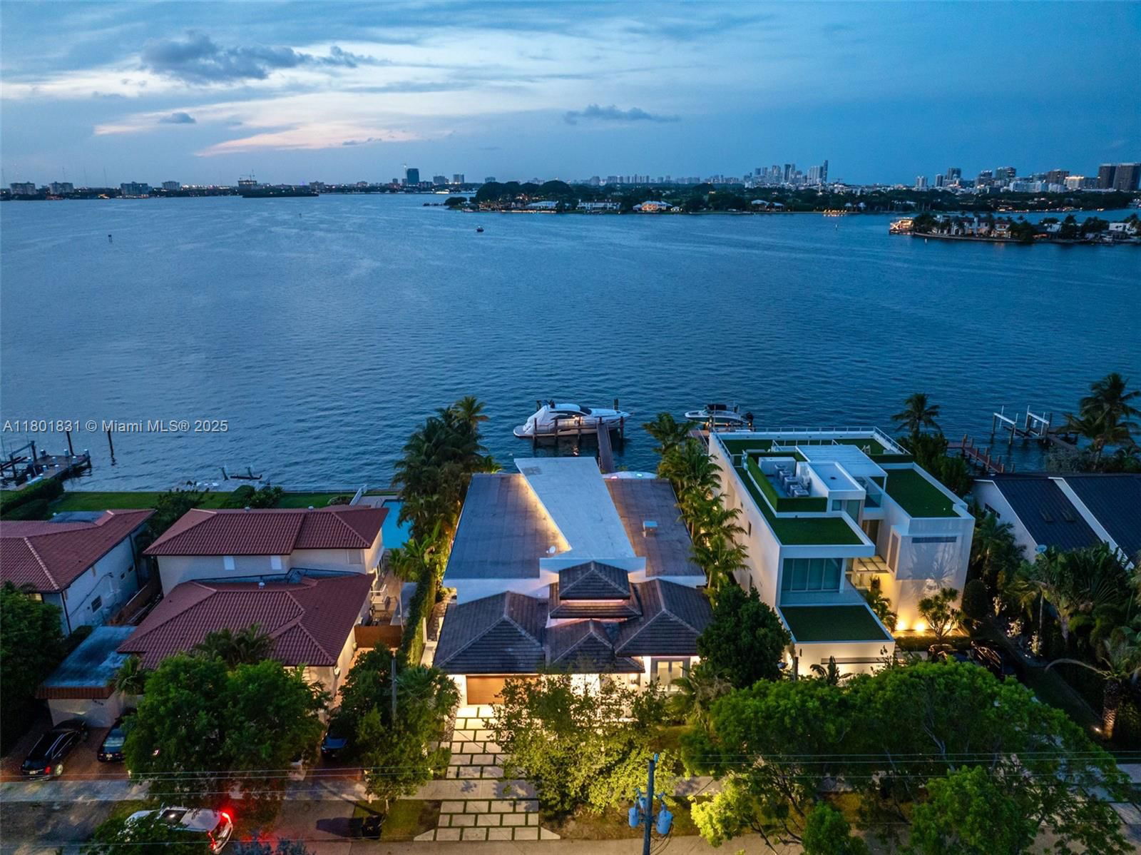 Real estate property located at 1825 Cleveland Rd, Miami-dade, Biscayne Point, Miami Beach, FL