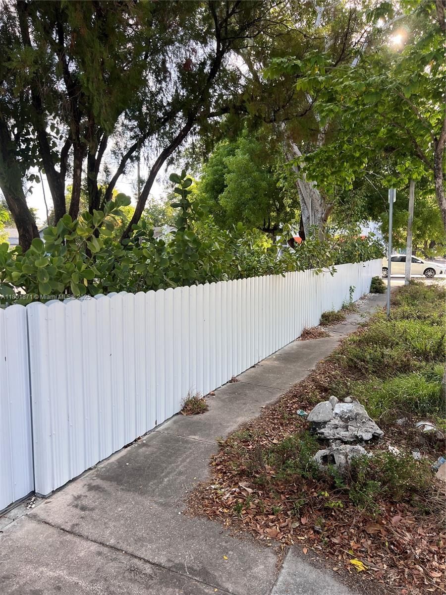 Real estate property located at 4500 Miami Ave, Miami-dade, Shadowlawn Extension Sub, Miami, FL