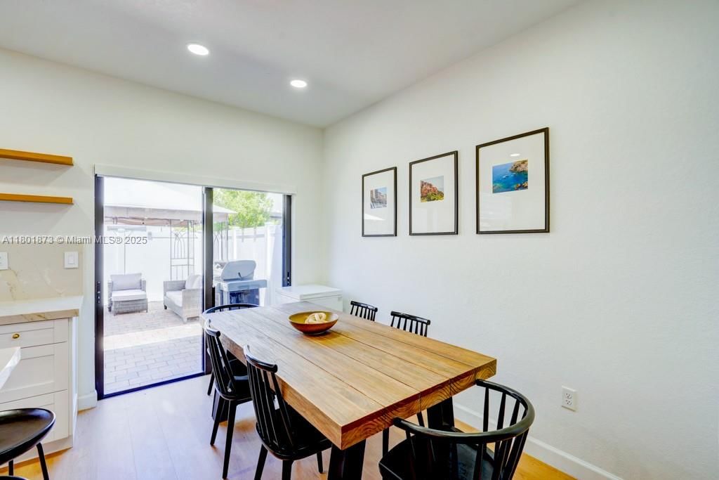 Real estate property located at 10602 33rd Way, Miami-dade, Aquabella Section Two, Hialeah, FL