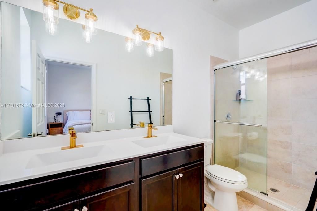 Real estate property located at 10602 33rd Way, Miami-dade, Aquabella Section Two, Hialeah, FL