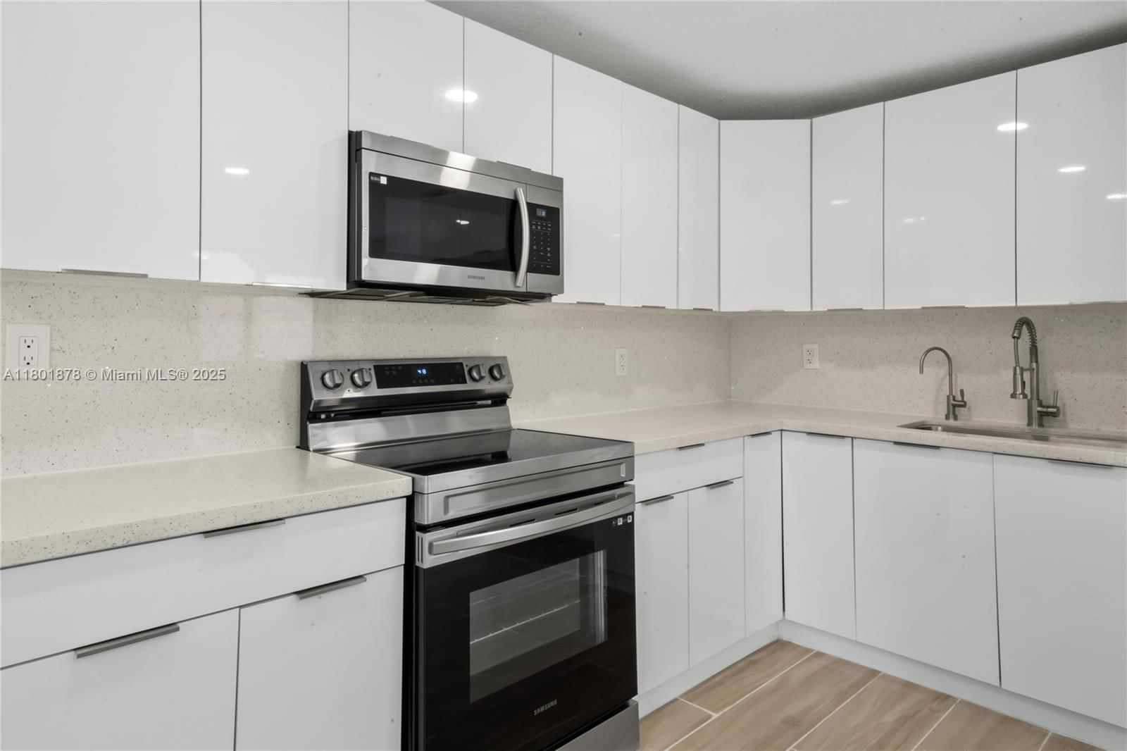 Real estate property located at 716 Burlington St, Miami-dade, Opa Locka Pl No 3, Opa-Locka, FL