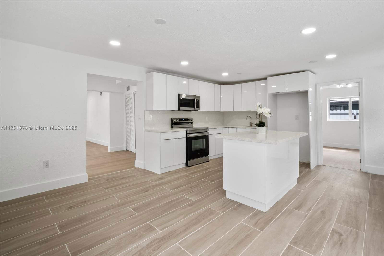 Real estate property located at 716 Burlington St, Miami-dade, Opa Locka Pl No 3, Opa-Locka, FL