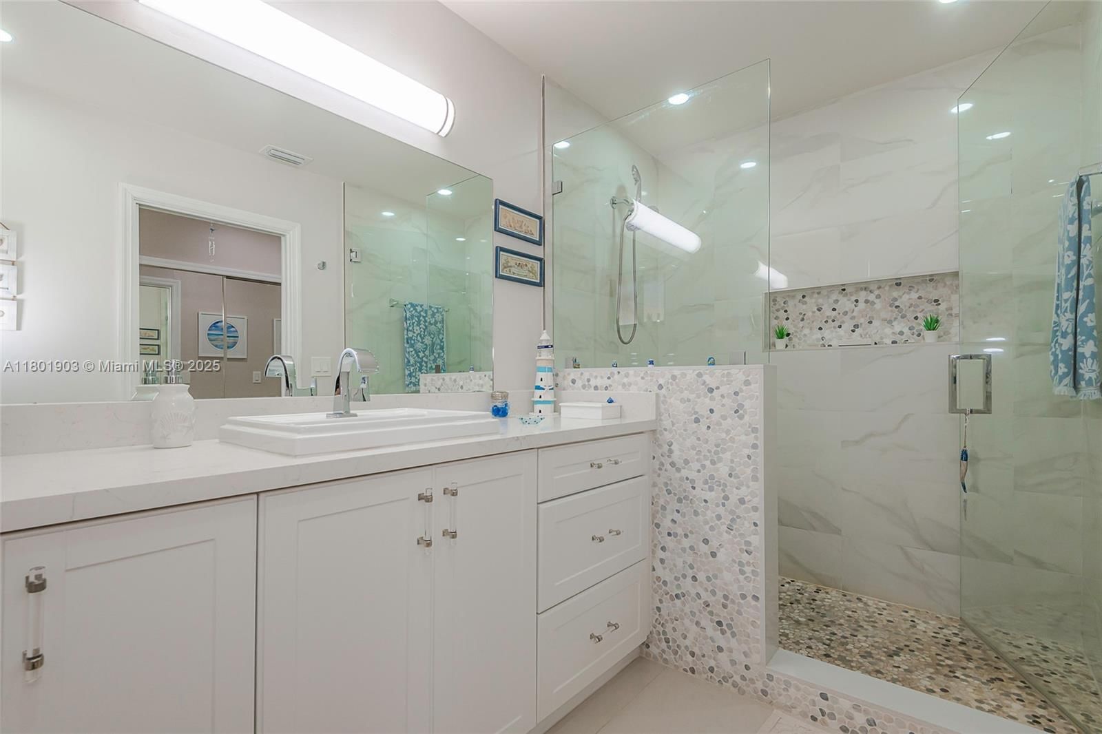 Real estate property located at 3915 Adra Ave F-46A, Miami-dade, Costa Del Sol Condo J, Doral, FL