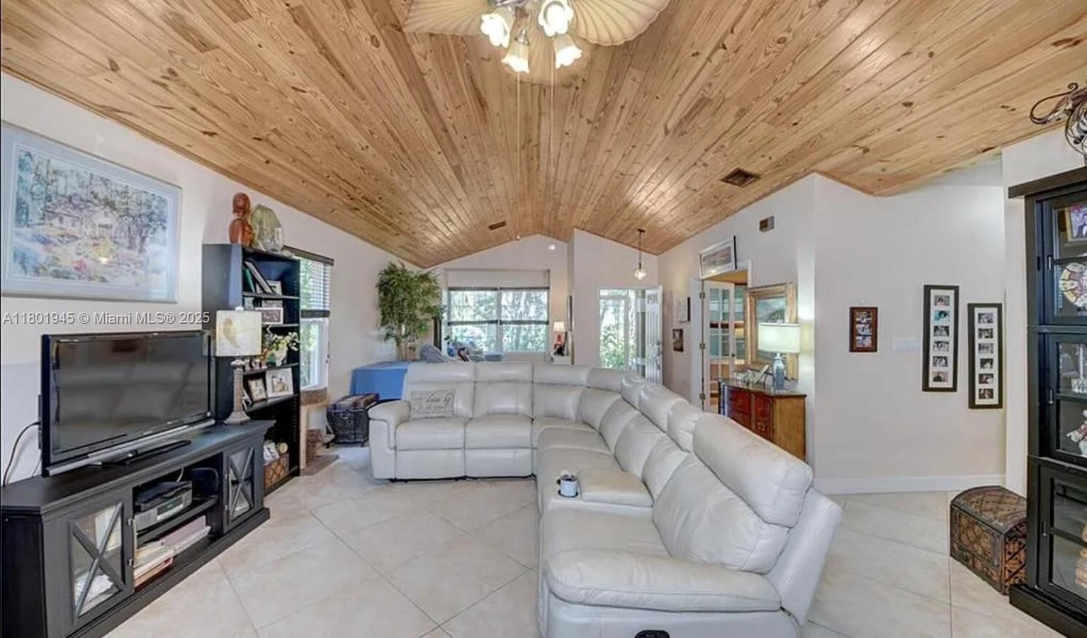 Real estate property located at 2014 Mantua St, St Lucie, Port St Lucie Section 30, Port St. Lucie, FL