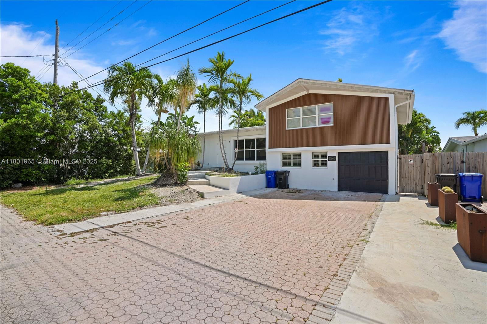 Real estate property located at 2548 Tortugas Ln, Broward, Lauderdale Isles No 2-blk, Fort Lauderdale, FL