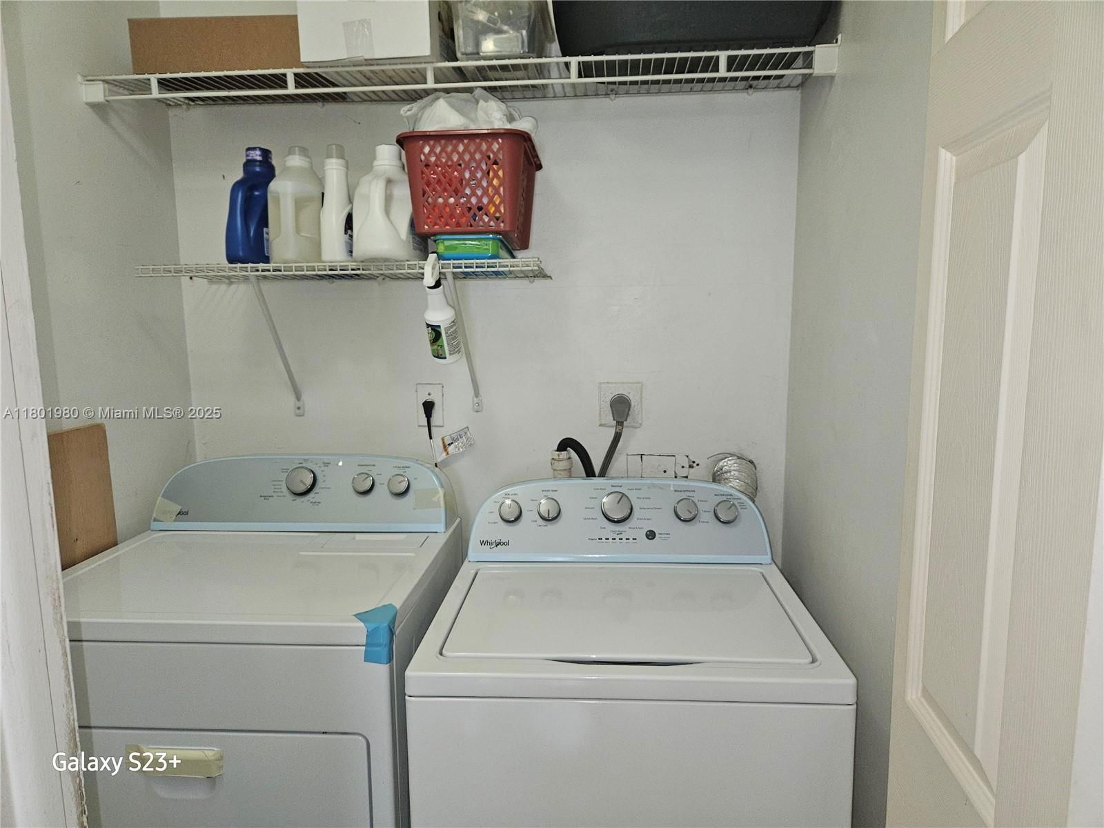 Real estate property located at 931 124th Ct, Miami-dade, Las Casas, Miami, FL