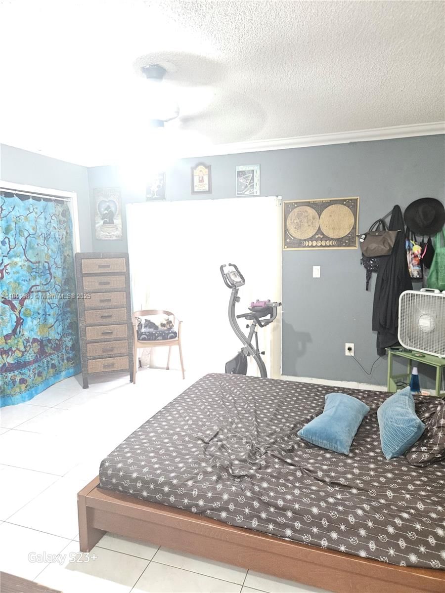 Real estate property located at 931 124th Ct, Miami-dade, Las Casas, Miami, FL