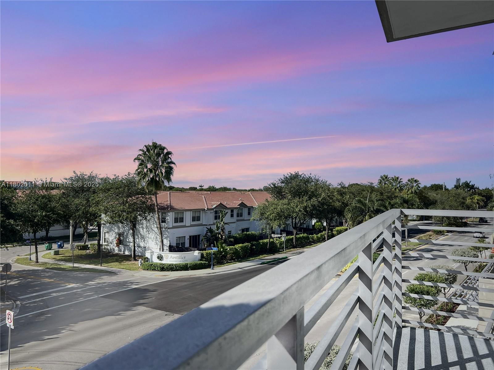 Real estate property located at 7875 107th Ave #306, Miami-dade, Midtown Doral Condo 4, Doral, FL