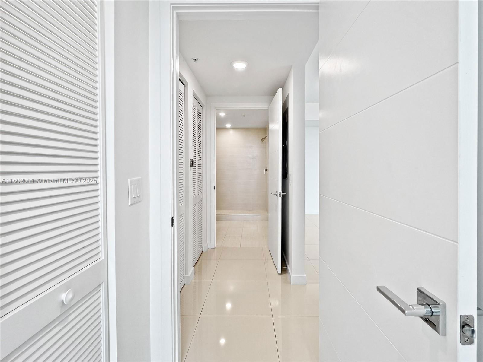 Real estate property located at 7875 107th Ave #306, Miami-dade, Midtown Doral Condo 4, Doral, FL