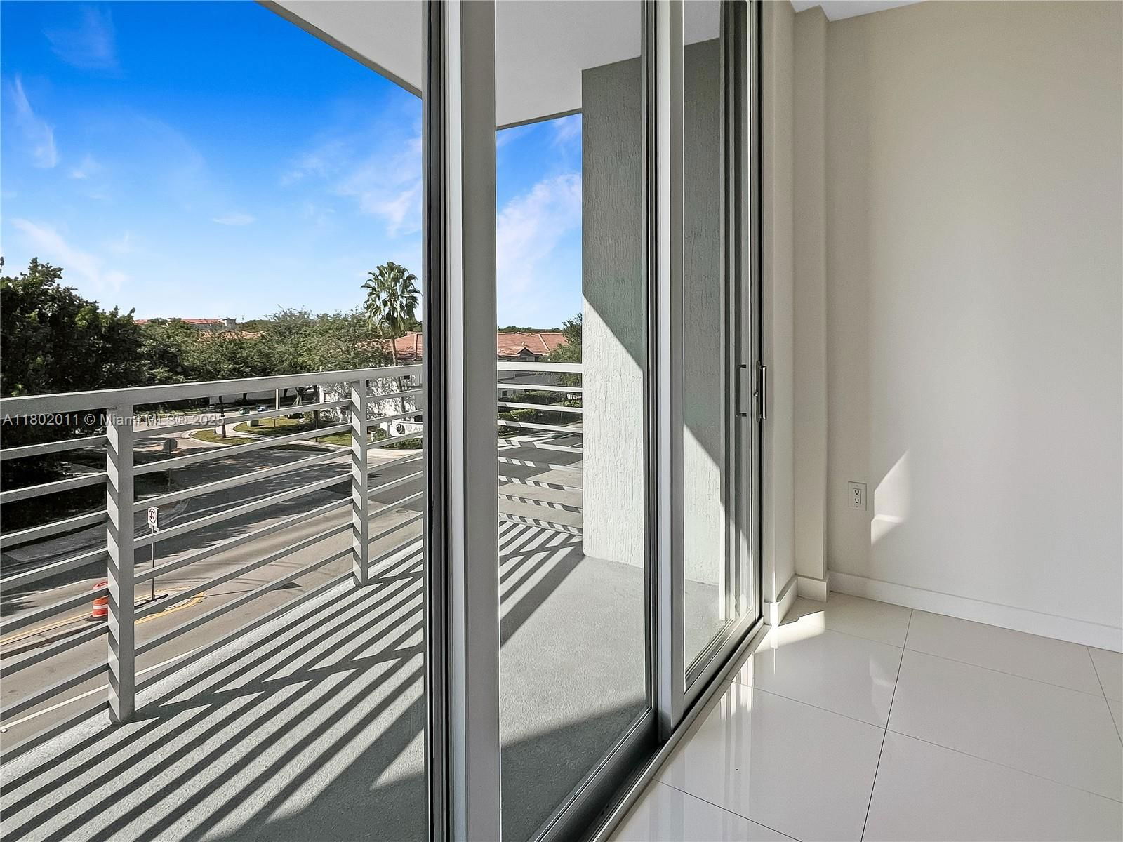 Real estate property located at 7875 107th Ave #306, Miami-dade, Midtown Doral Condo 4, Doral, FL