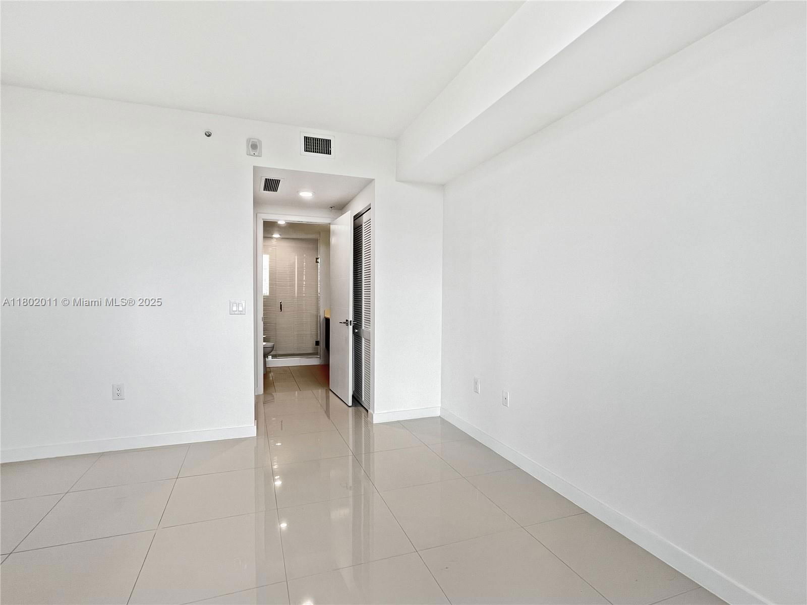 Real estate property located at 7875 107th Ave #306, Miami-dade, Midtown Doral Condo 4, Doral, FL